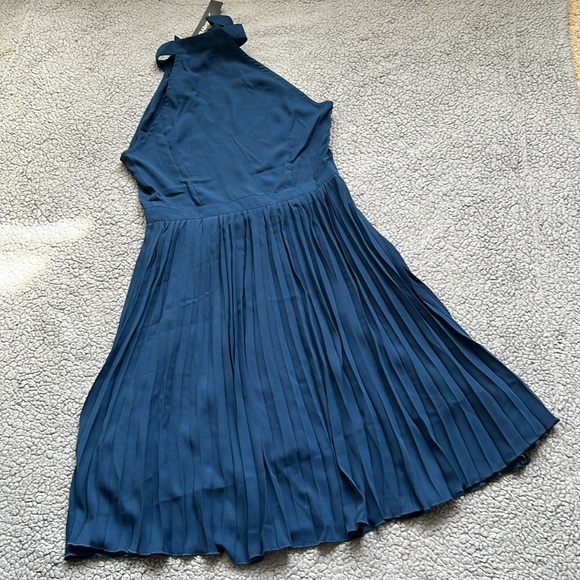 NWT Allegra K Women’s Pleated Tie Halter Neck Sleeveless Chiffon Dress - Picture 8 of 10